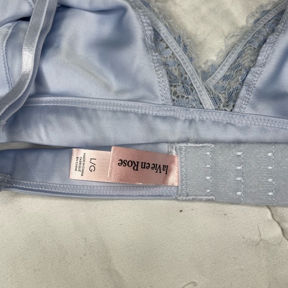 Blue Satin and Lace Bralette - Picture 4 of 4